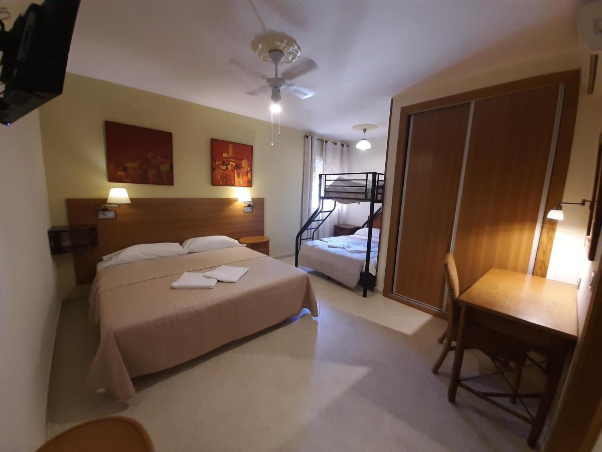 Sotel Valle Guadiaro Pueblo Nuevo de Guadiaro Εξωτερικό φωτογραφία