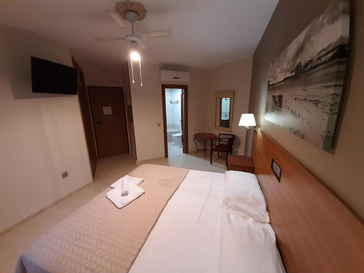 Sotel Valle Guadiaro Pueblo Nuevo de Guadiaro Εξωτερικό φωτογραφία