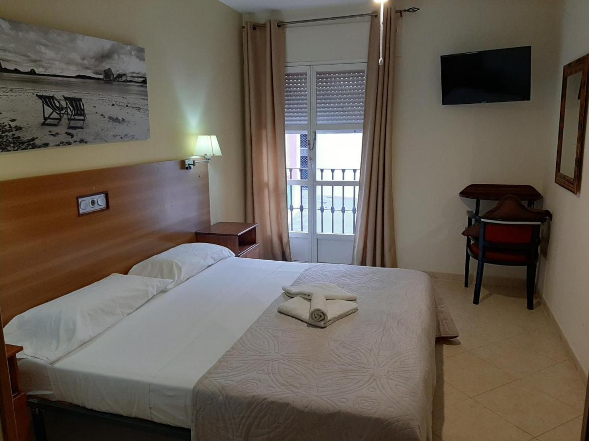 Sotel Valle Guadiaro Pueblo Nuevo de Guadiaro Εξωτερικό φωτογραφία