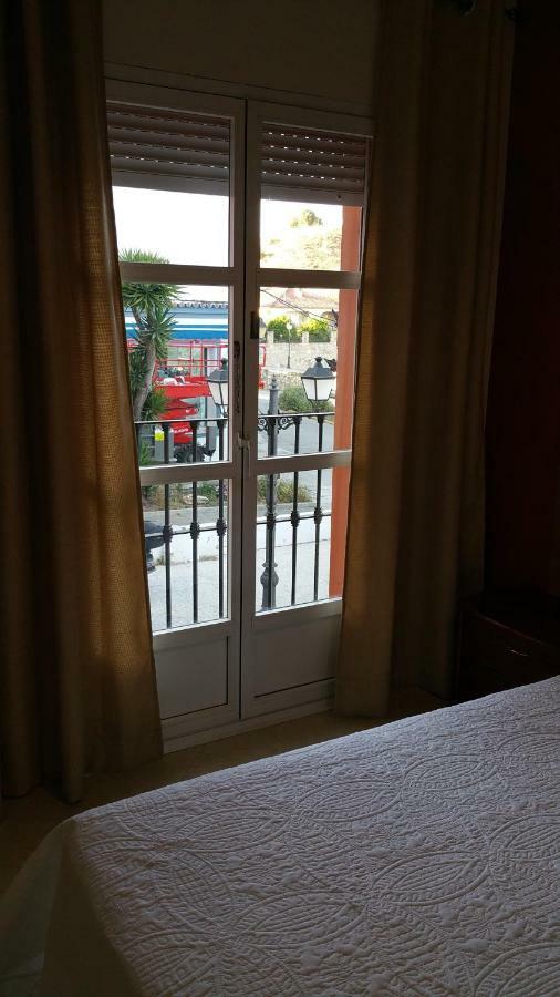 Sotel Valle Guadiaro Pueblo Nuevo de Guadiaro Εξωτερικό φωτογραφία