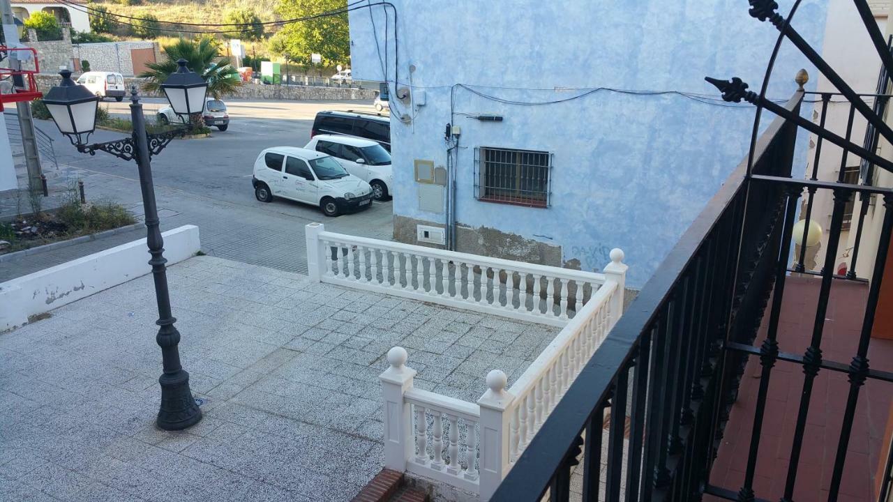 Sotel Valle Guadiaro Pueblo Nuevo de Guadiaro Εξωτερικό φωτογραφία